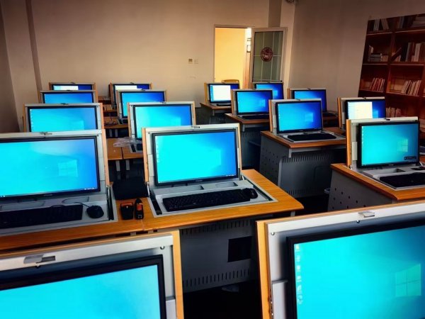 菏泽成人高考培训课堂展示