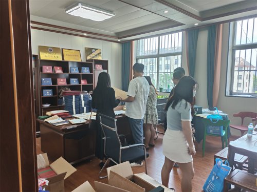 2024成人高考专升本英语模拟试题（结尾带答案）